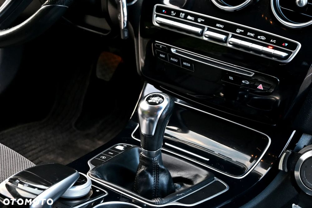 Mercedes-Benz Klasa C 200 Avantgarde - 32