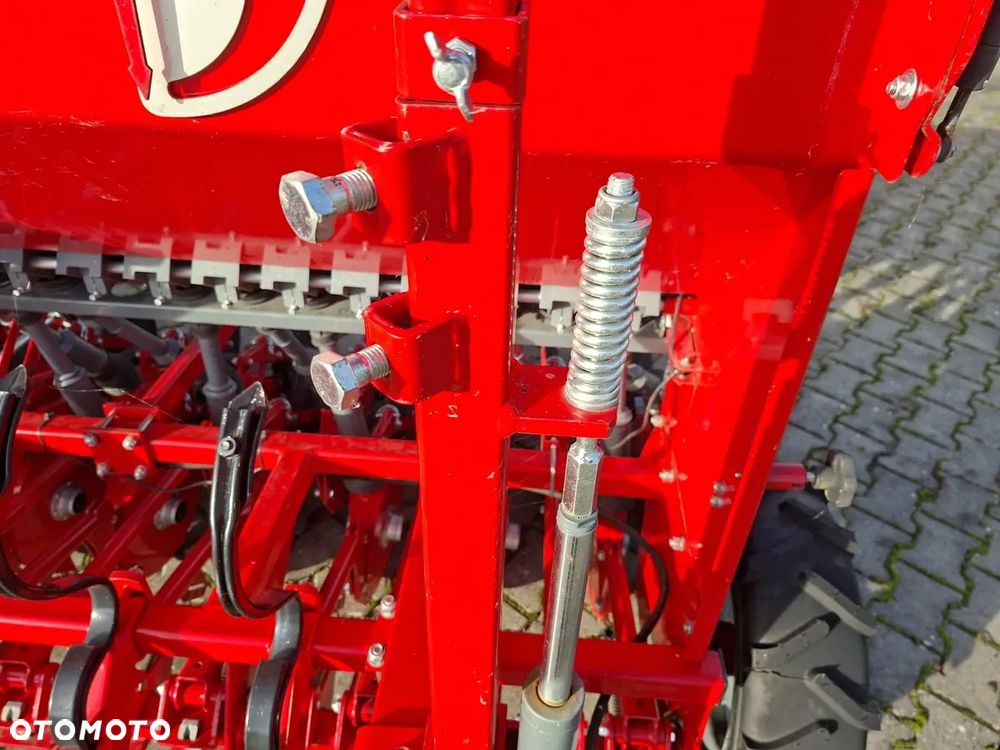 Unia Siewnik do zboża i rzepaku Poznaniak 500/3D dostępny od ręki - 31