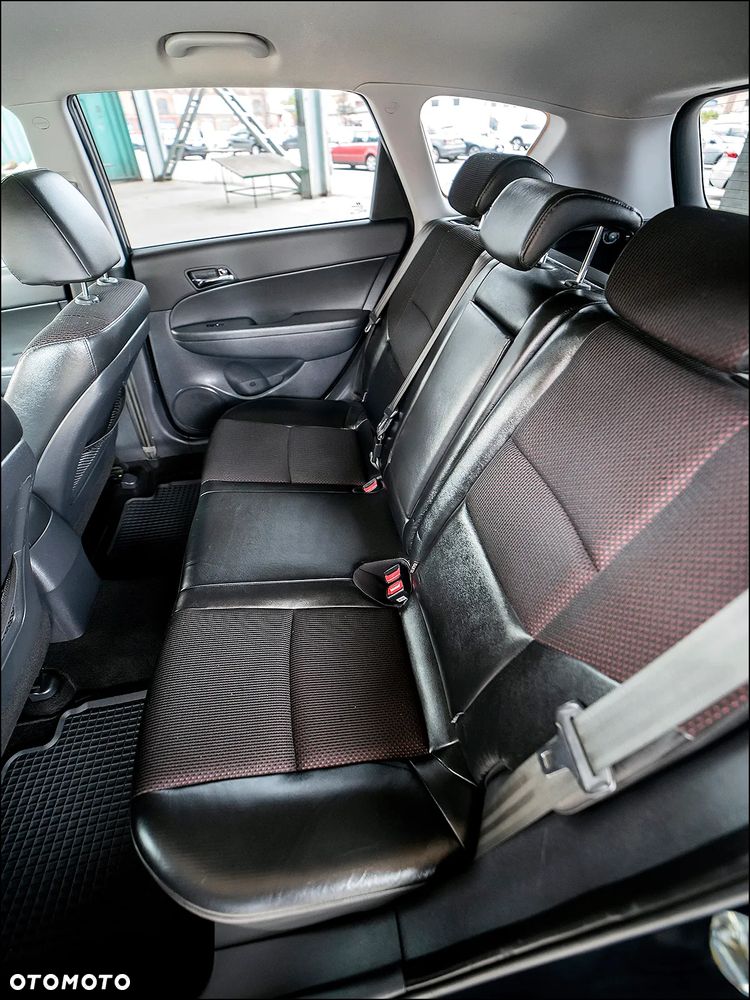 Hyundai i30 - 34