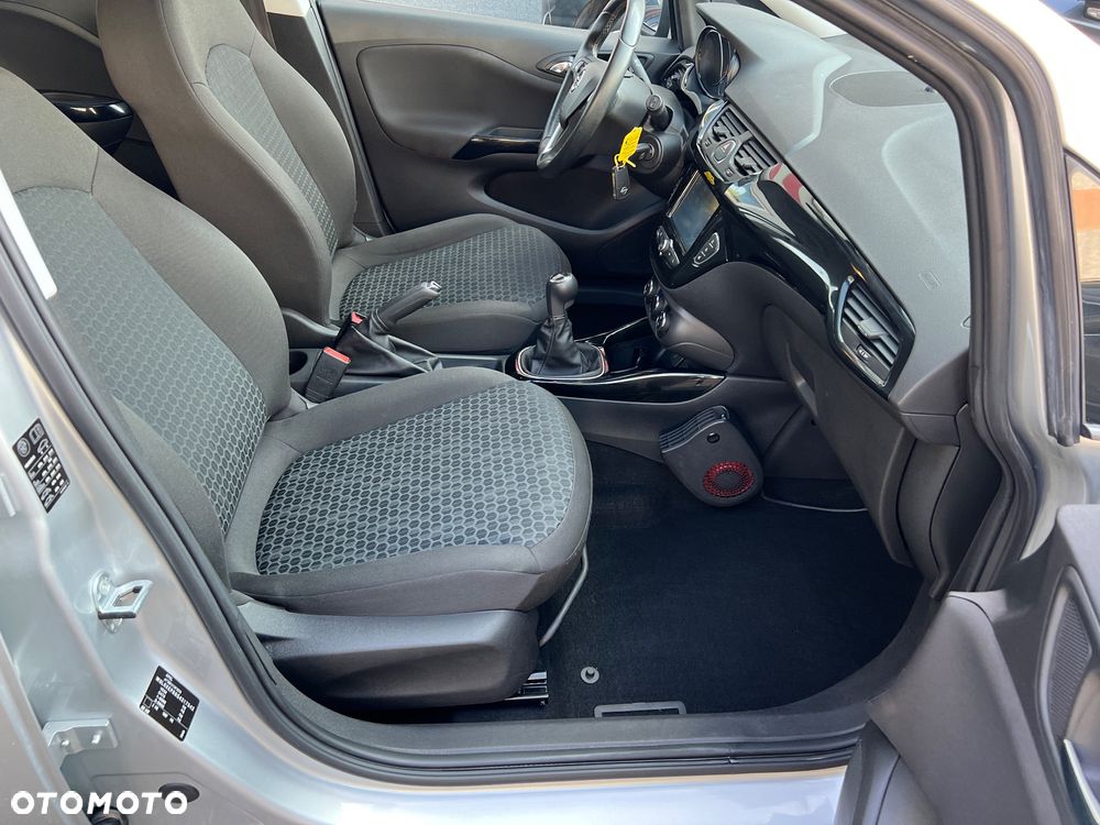 Opel Corsa 1.4 16V Cosmo - 14