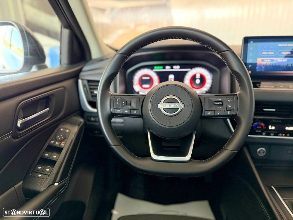 Nissan Qashqai 1.3 DIG-T N-Connecta LED - 12
