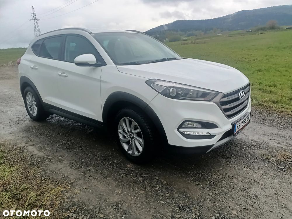 Hyundai Tucson - 2