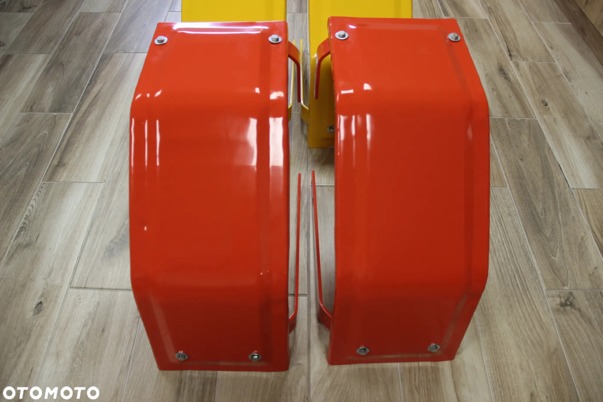 Błotniki przednie metalowe C-330 C-360 na koła balonowe szer 25 cm - 2