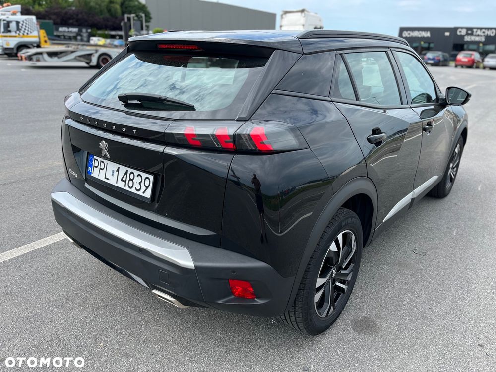 Peugeot 2008 PureTech 130 EAT8 Allure - 4