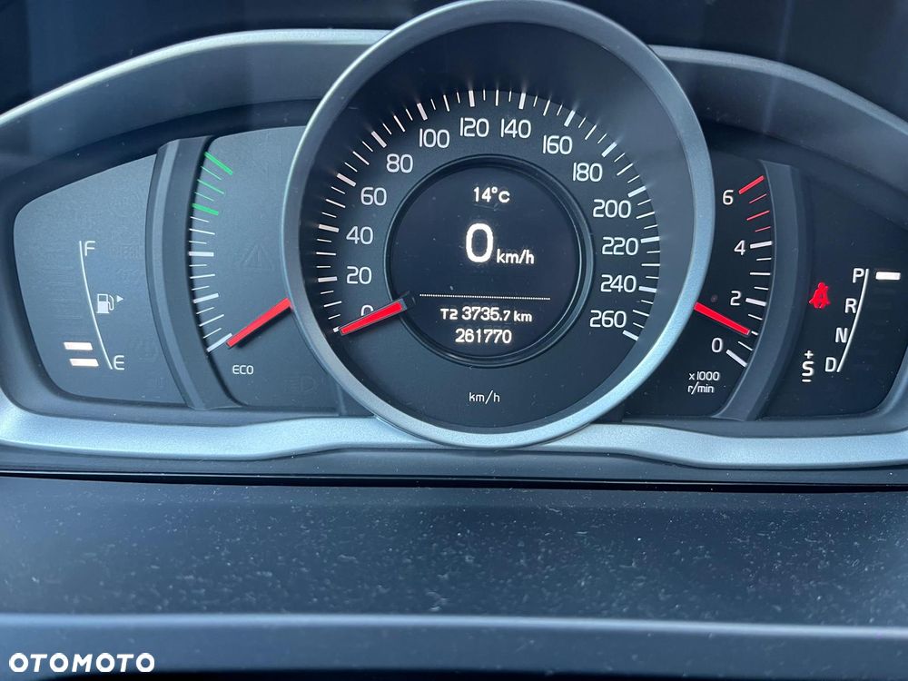 Volvo V60 D3 Geartronic Momentum - 16