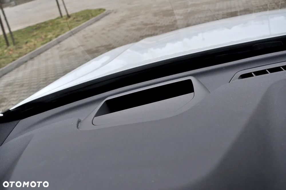 Volvo XC 60 B5 D AWD Geartronic RDesign - 29