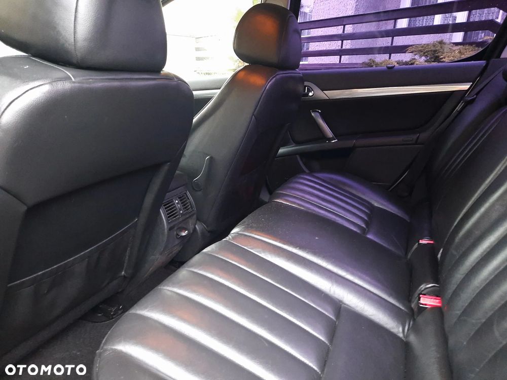 Peugeot 407 160 Platinum - 21