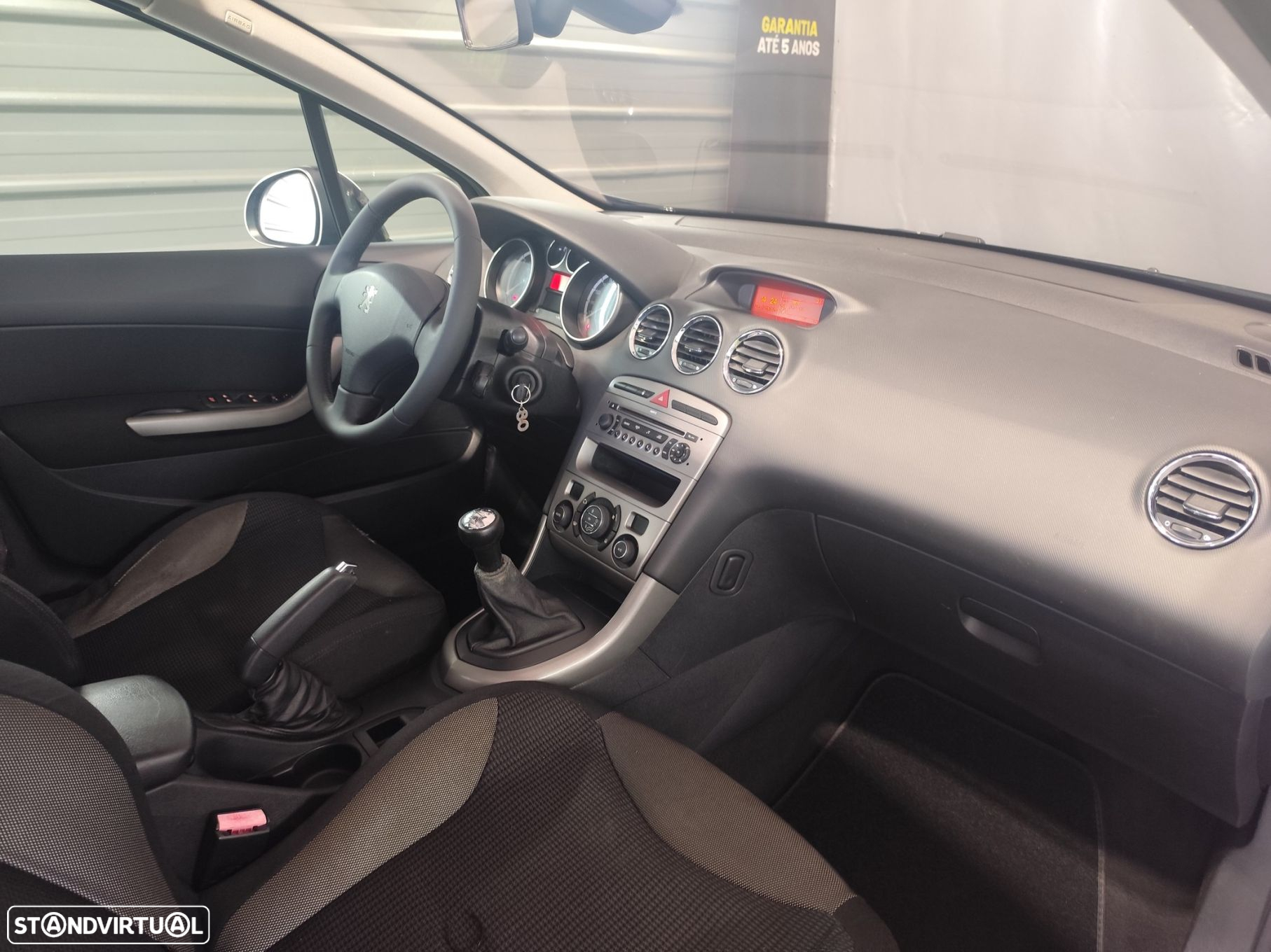 Peugeot 308 1.6 HDi Executive - 15