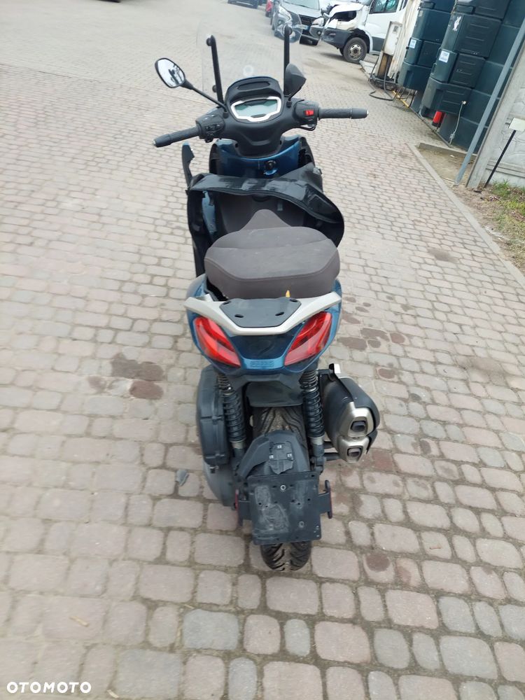 Piaggio Beverly - 4