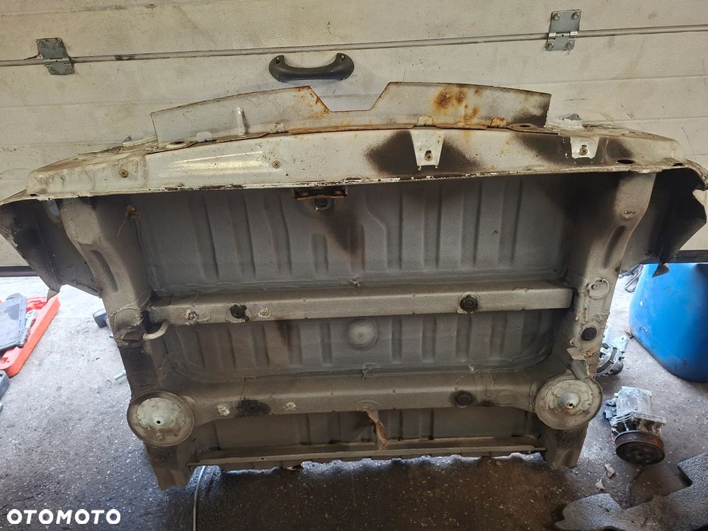 dacia lodgy 12-22 - pas tylny wanna podloga 5 osob - 2
