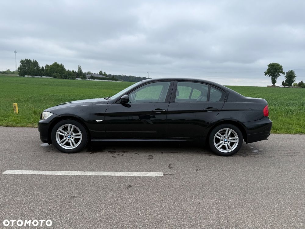 BMW Seria 3 318d DPF Edition Exclusive - 5