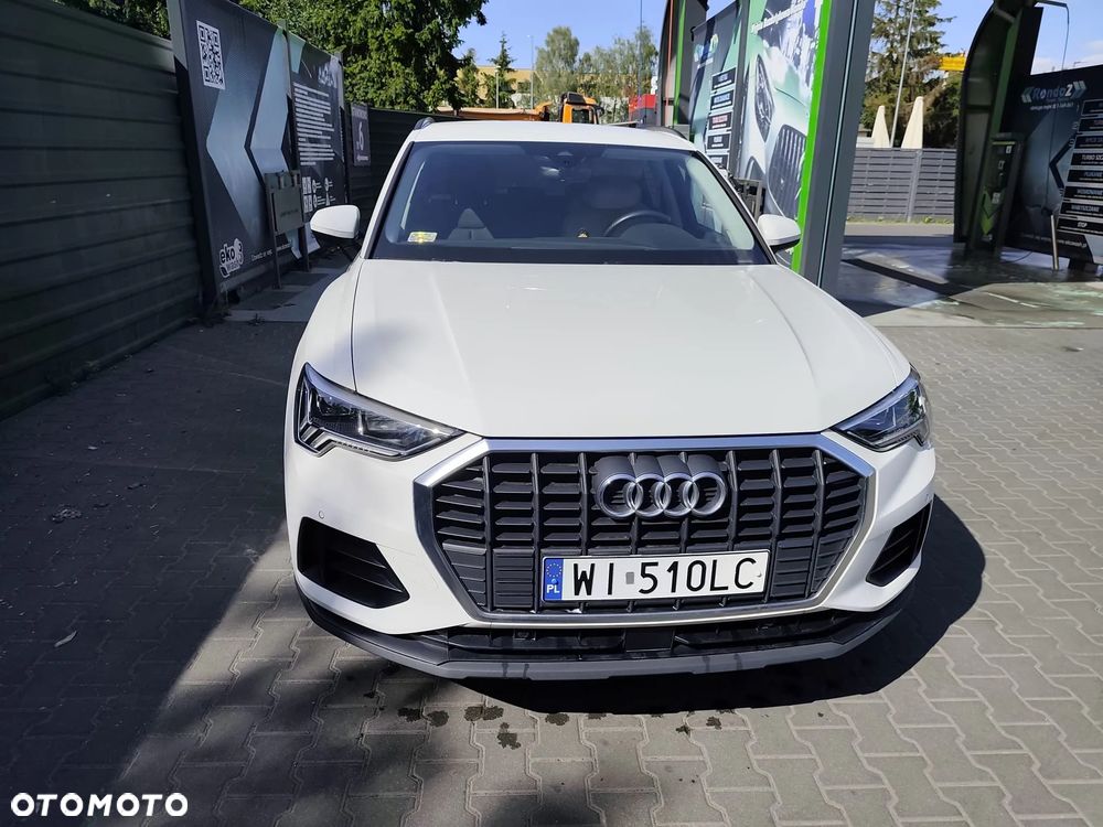 Audi Q3 35 TFSI S tronic - 1