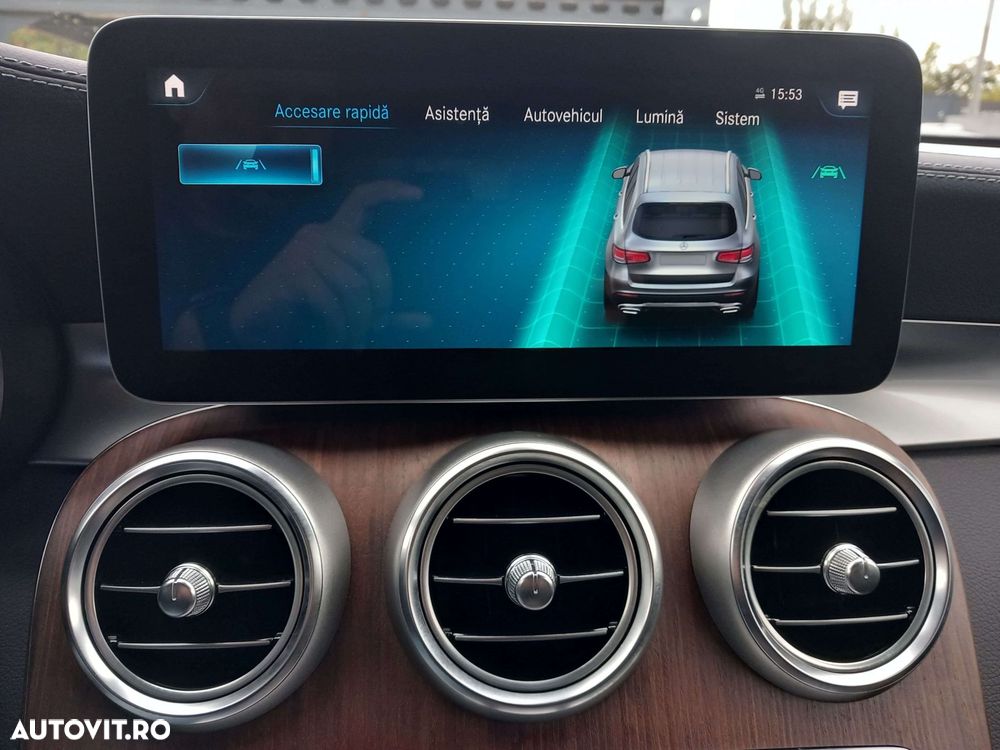Mercedes-Benz GLC 300 d 4MATIC - 14