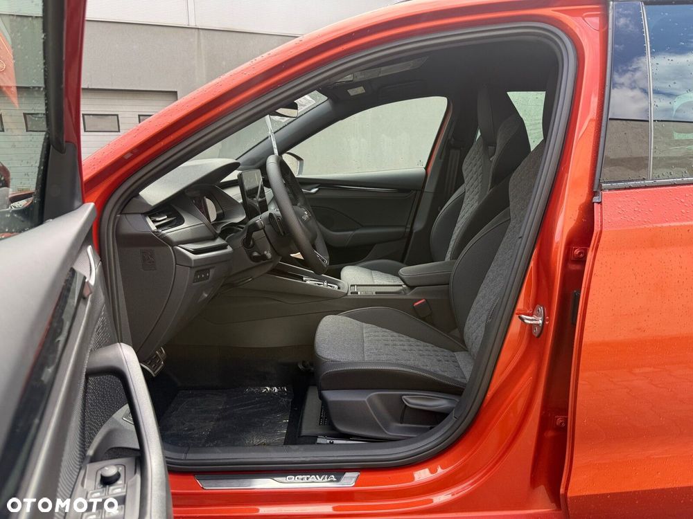 Skoda Octavia 1.5 TSI mHEV Sportline DSG - 11
