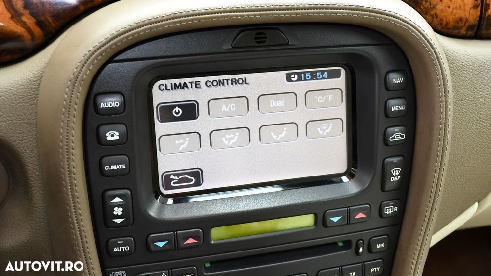 Jaguar S-Type 2.7 Twin Turbo Aut. Executive - 13