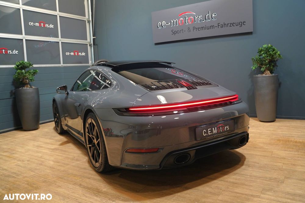 Porsche 911 - 2