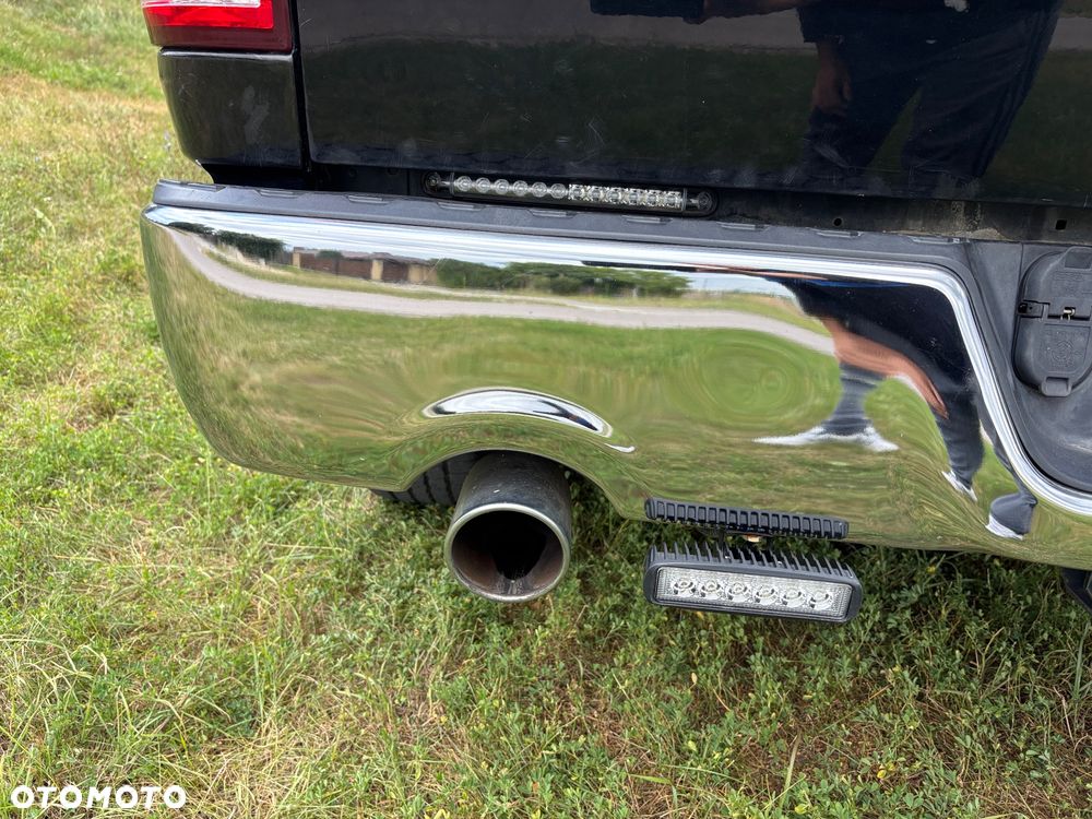 Dodge RAM 1500 5.7 4x4 - 23