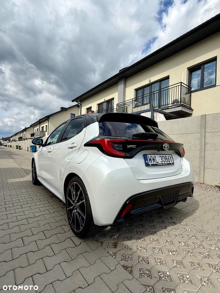 Toyota Yaris - 5