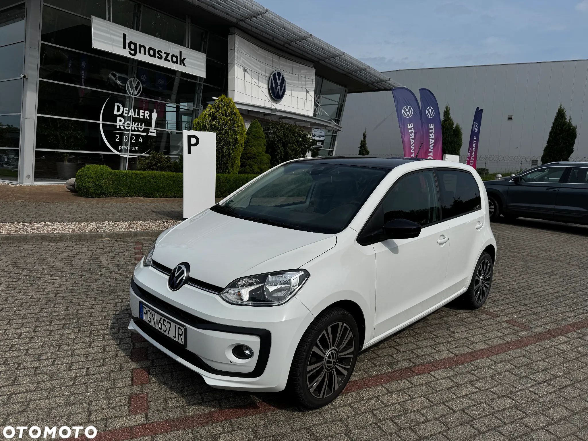 Volkswagen up! 1.0 Black Style - 1
