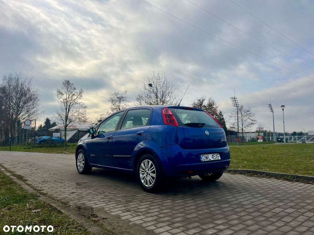 Fiat Grande Punto - 7