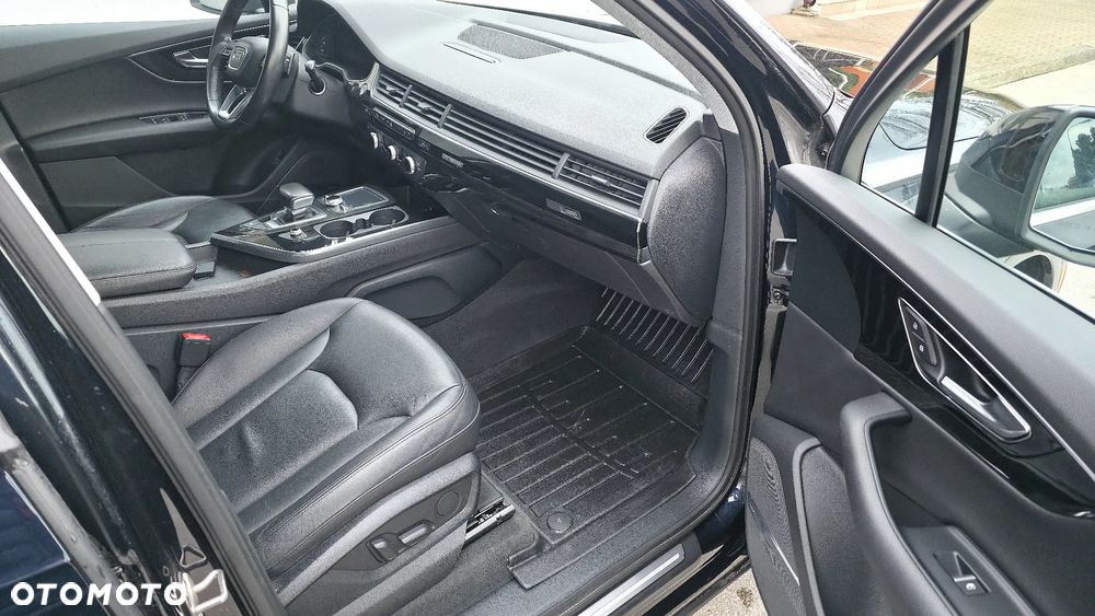 Audi Q7 3.0 TFSI Quattro Tiptronic - 4