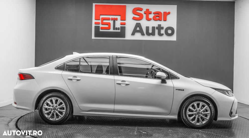 Toyota Corolla 1.8 HSD Dynamic Plus - 11