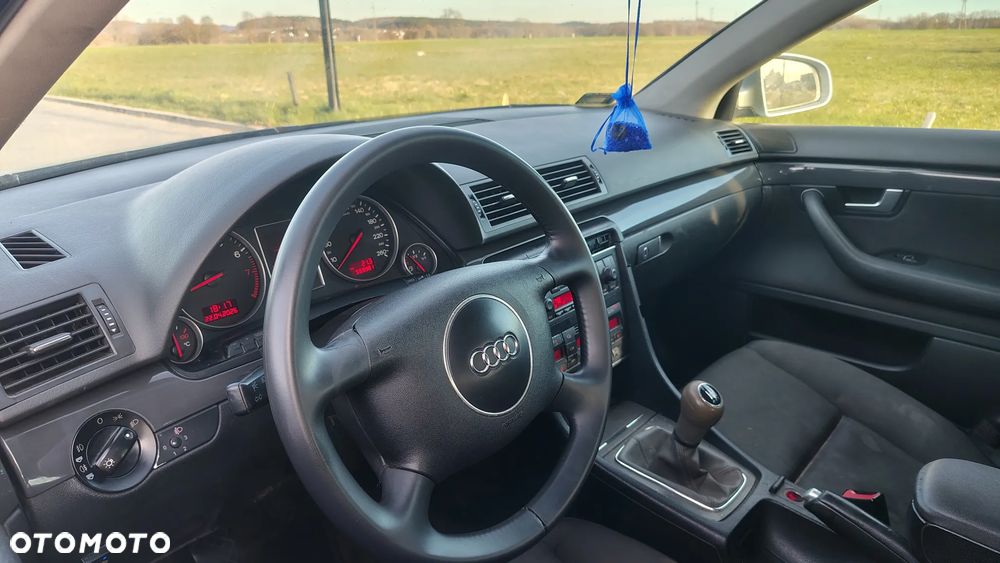 Audi A4 Avant 1.8T - 8