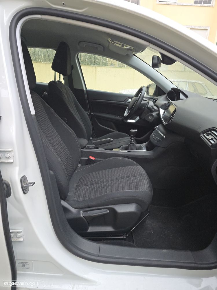 Peugeot 308 1.5 BlueHDi Style - 14