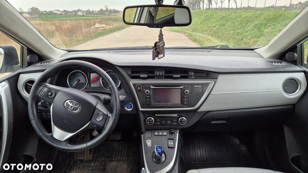 Toyota Auris - 15