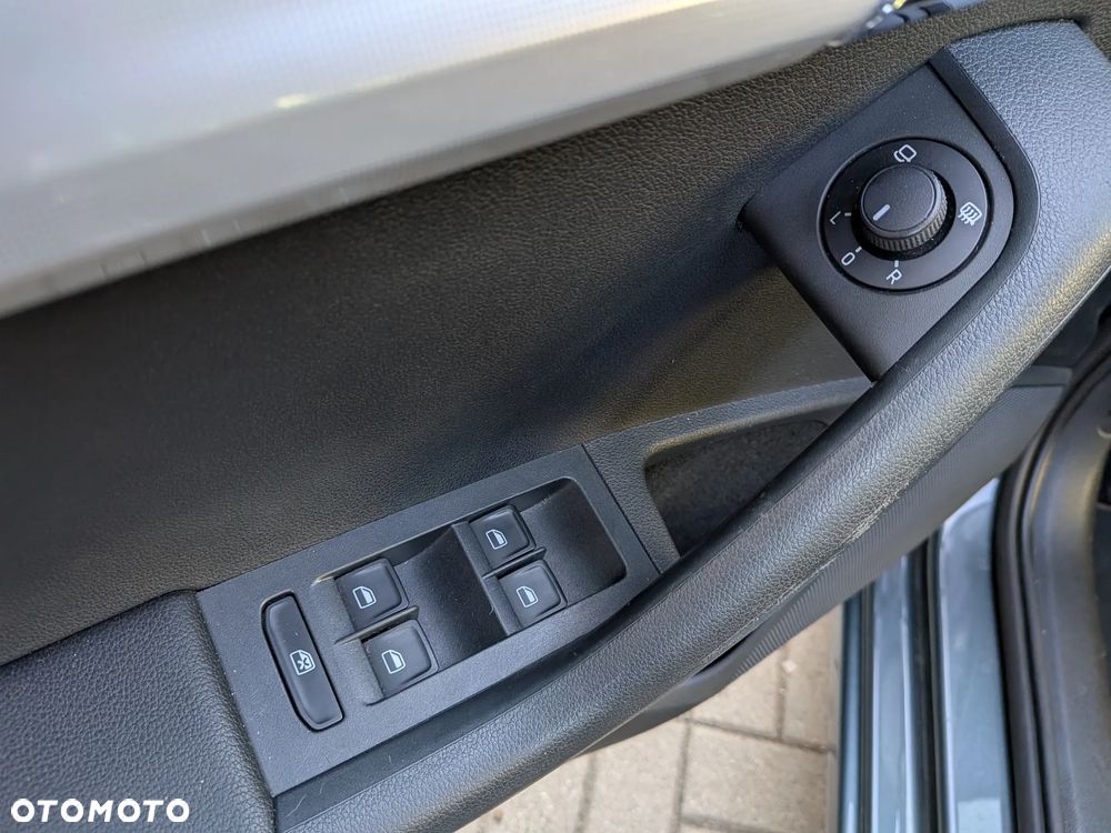 Skoda Octavia 2.0 TDI Ambition - 11