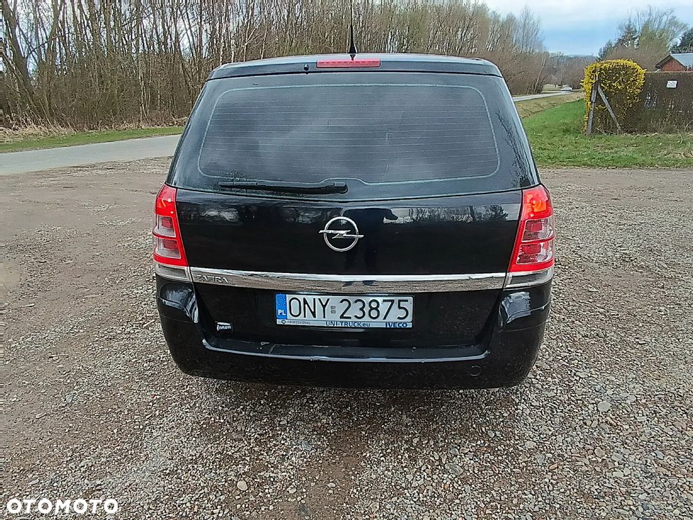 Opel Zafira - 3
