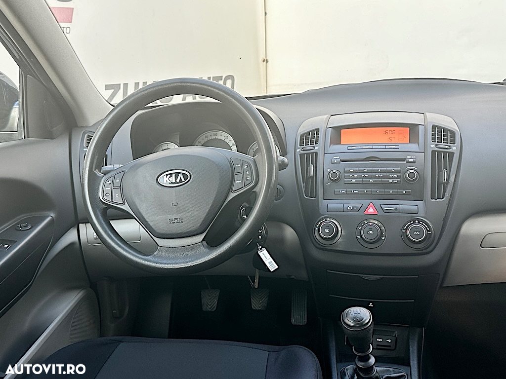 Kia Ceed Cee'd 1.4 GSL LX BEST - 9