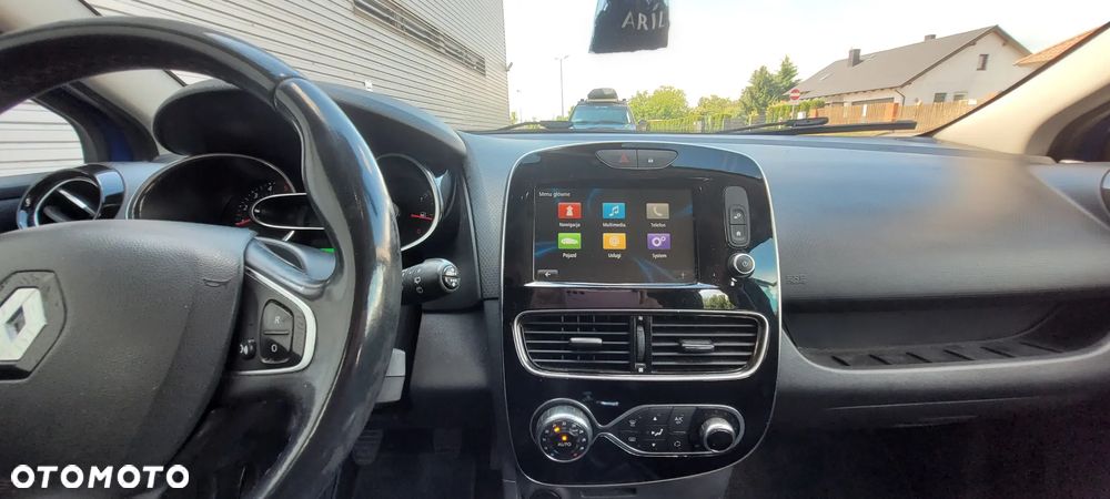 Renault Clio - 16