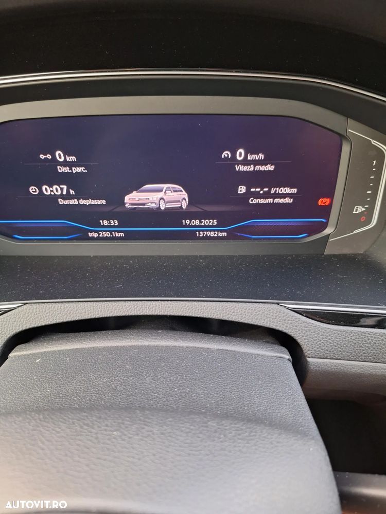 Volkswagen Passat Alltrack 2.0 TDI DSG 4Motion - 24