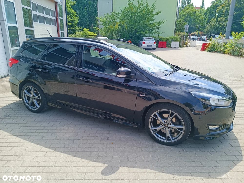 Ford Focus 1.5 EcoBoost STart-Stopp-System ST-LINE - 10
