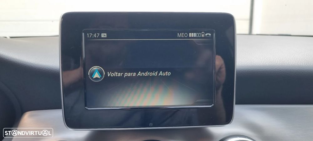 Mercedes-Benz CLA 200 d Shooting Brake AMG Line - 15