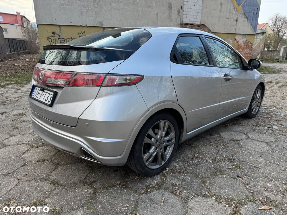 Honda Civic 1.8i-VTEC Sport - 5