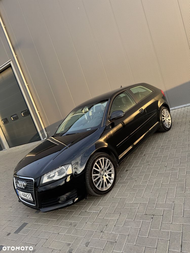 Audi A3 3-drzwiowe 2.0 TDI DPF Ambition - 1