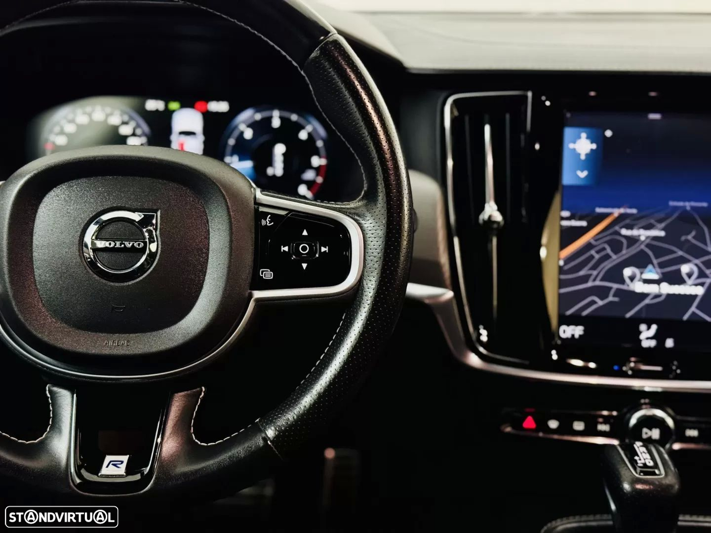Volvo V90 2.0 D4 R-Design Geartronic - 34