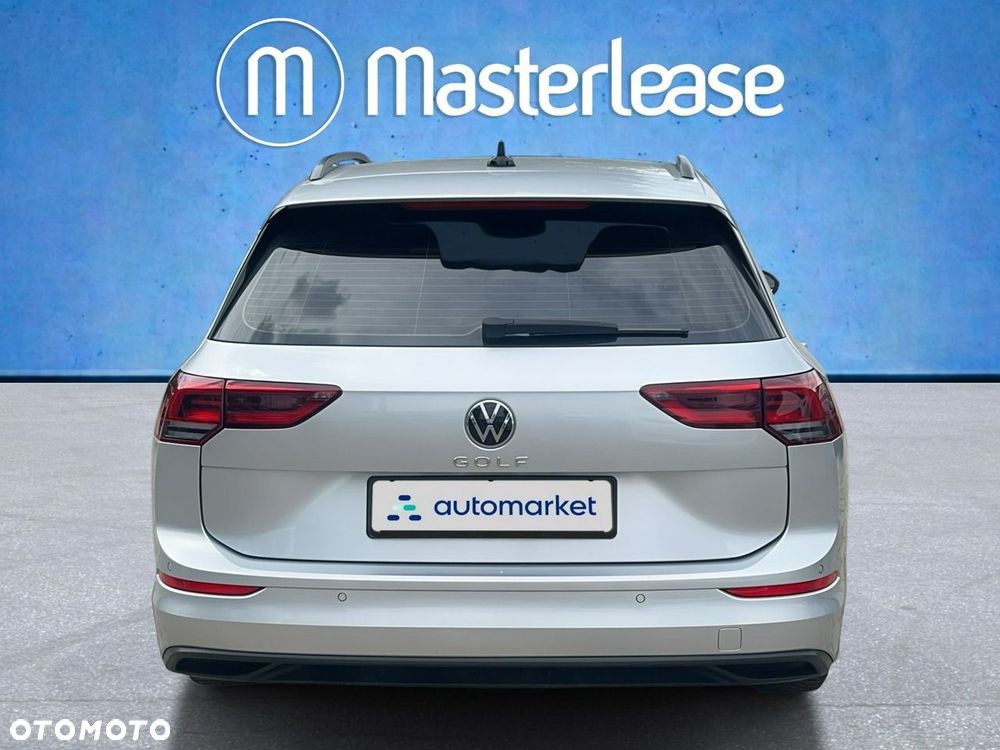 Volkswagen Golf - 6