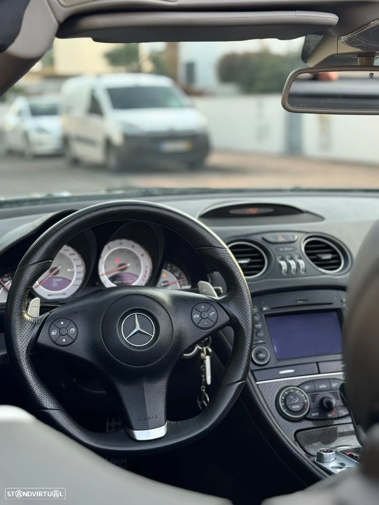 Mercedes-Benz SL 63 AMG Standard - 4