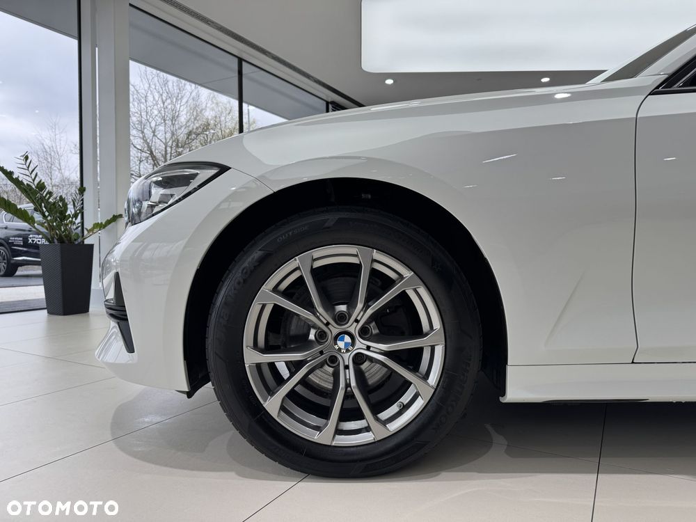 BMW Seria 3 - 21