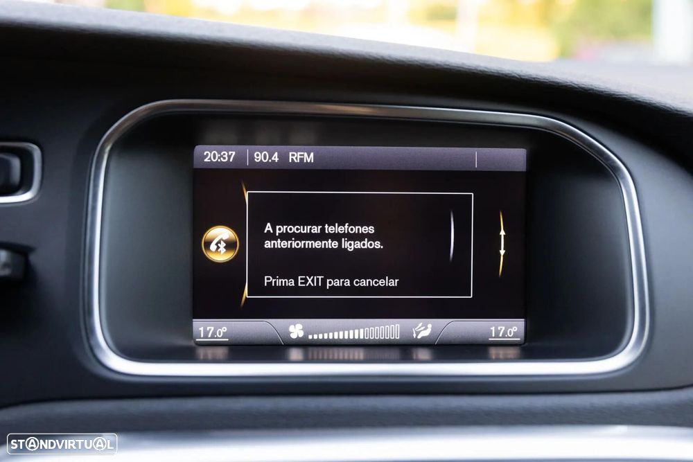 Volvo V40 1.6 D2 R-Design - 33