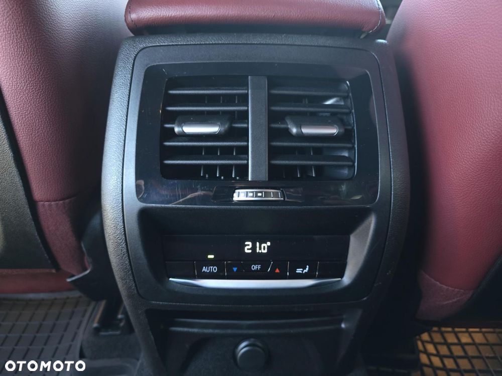 BMW X4 xDrive20d xLine sport - 23