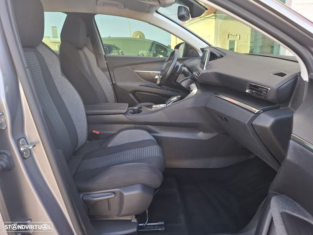 Peugeot 3008 PureTech 130 Stop & Start GPF EAT8 Active Business-Pack - 40