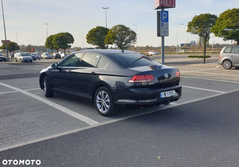 Volkswagen Passat 2.0 TDI SCR Comfortline - 5