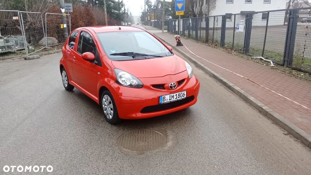 Toyota Aygo Multi Mode Club - 2