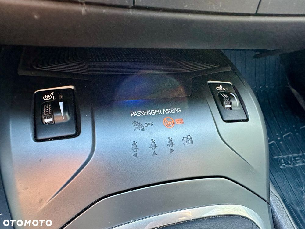 Toyota Avensis 1.8 Selection - 15