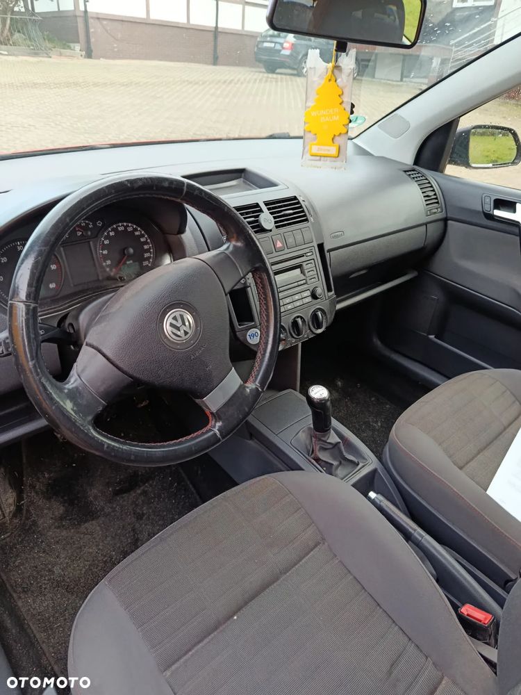 Volkswagen Polo 1.4 TDI Goal - 8