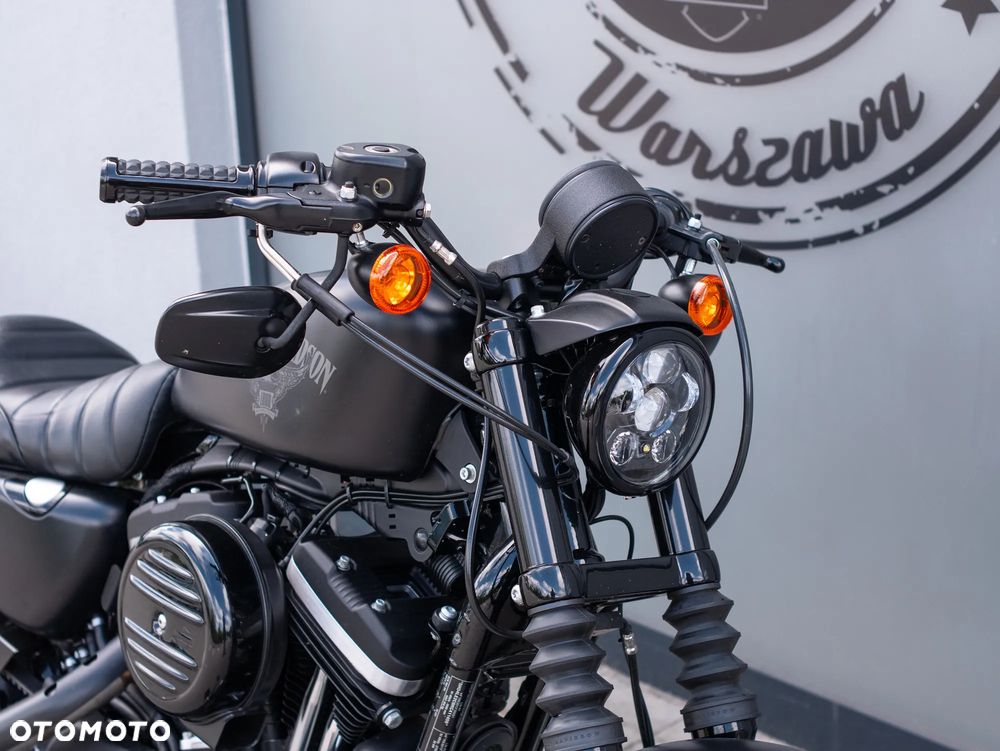 Harley-Davidson Sportster Iron 883 - 17